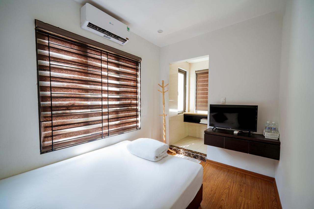 Ivy Hotel Hạ Long Extérieur photo