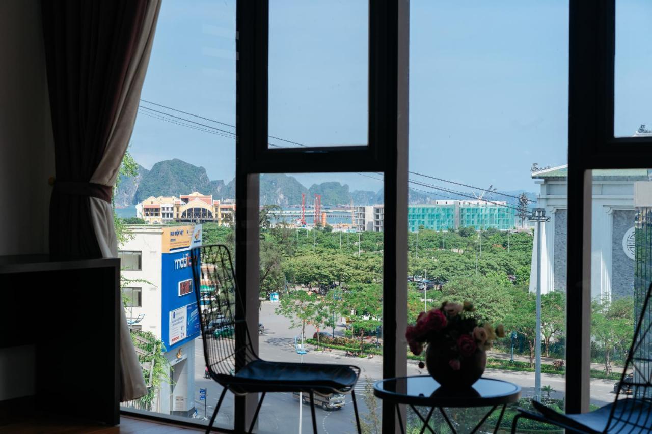 Ivy Hotel Hạ Long Extérieur photo
