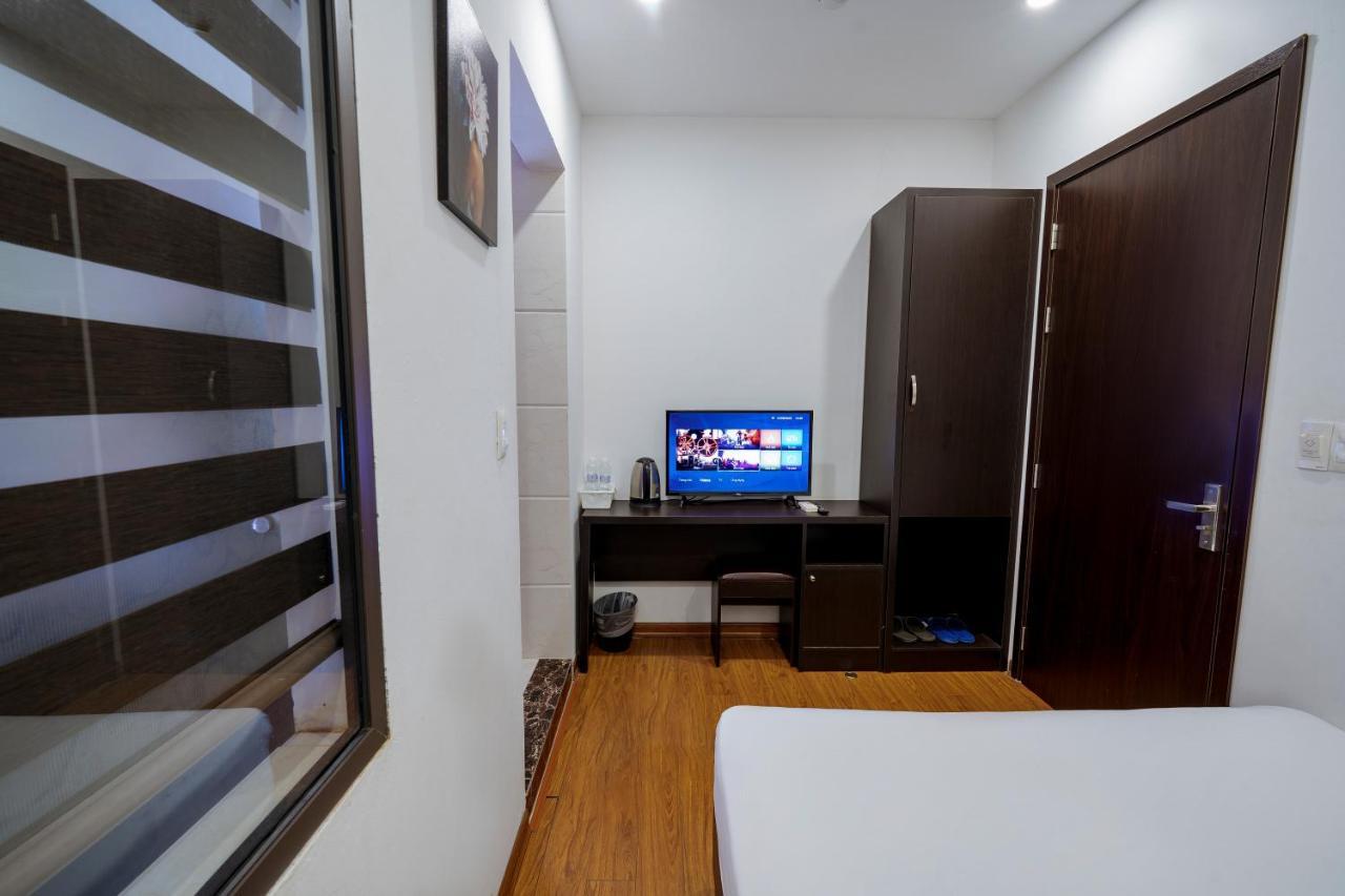 Ivy Hotel Hạ Long Extérieur photo