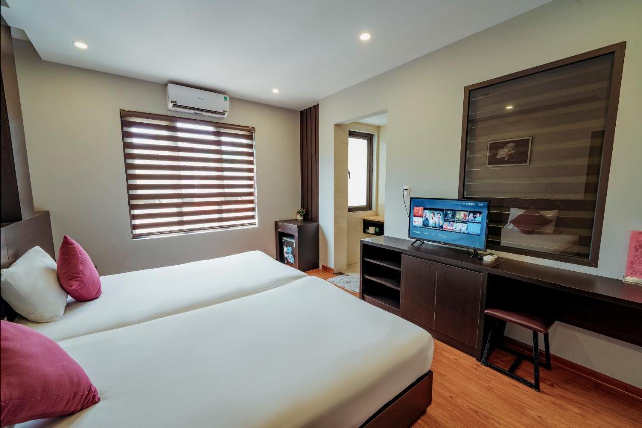 Ivy Hotel Hạ Long Extérieur photo